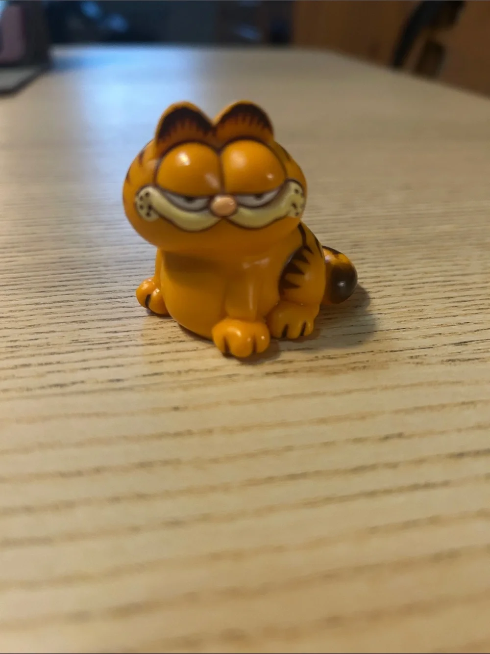 Vintage Garfield 2inches.